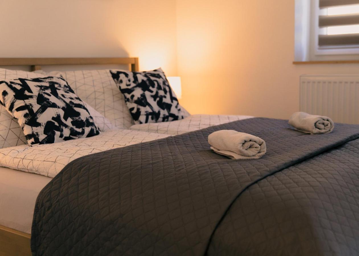 Major11 Apartman - Zsolnay Negyed Pecs Bagian luar foto
